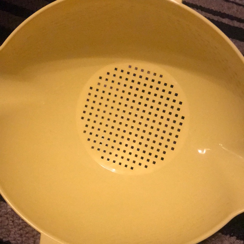 Tupperware drainage π - Picture 2 of 4
